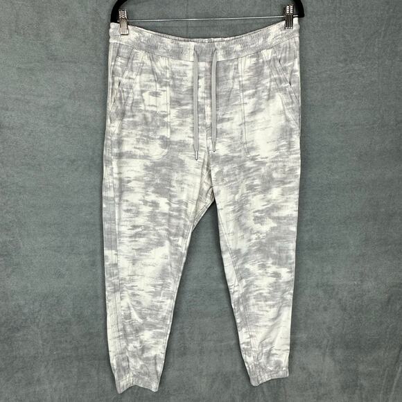 Athleta Pants Womens 12 Gray Camo Farallon Printed Jogger Sweatpants Comfort Gym - Picture 1 of 13
